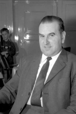 Freiburg: Wohnung, Goethestraße 69; Prof. Dr. Andreas Hillgruber
