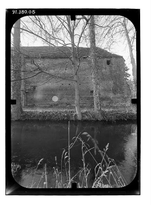 Plattenburg. Burganlage (Erwähnung 1319). Unterburg von Südost