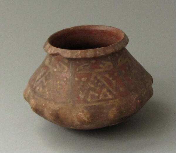 Clay vessel