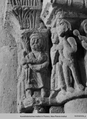 Figurenkapitell mit alttestamentarischen Szenen