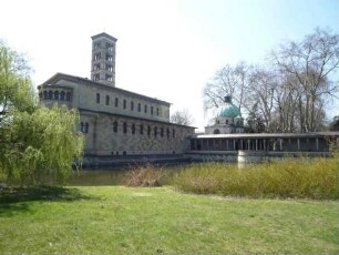 Potsdam, Am Grünen Gitter 2