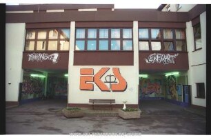 EKS | EiNFAHRT | EiNGANG