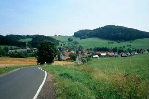 Blick auf den Ort, Landschaft
