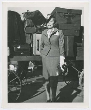 Marlene Dietrich (Ort unbekannt, 1940) (Archivtitel)