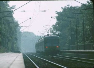 Höfingen elTW Baureihe 420 Hochbahnsteig
