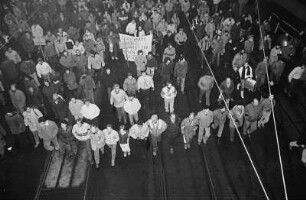 Montagsdemonstration am Tröndlinring