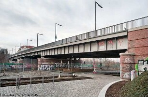 Tempelhof-Schöneberg, Monumentenstraße