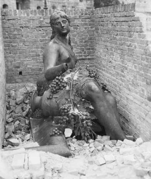 Ohne Titel : Bronzeskulptur Rhein