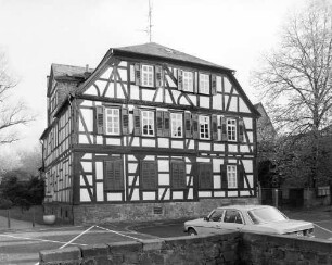 Fachwerkwohnhaus; Büdingen, Marktplatz 5