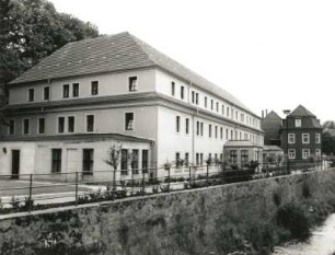 Bad Gottleuba-Berggießhübel, August-Bebel-Straße 10. Kneipp-Kurbad (Kurhaus)