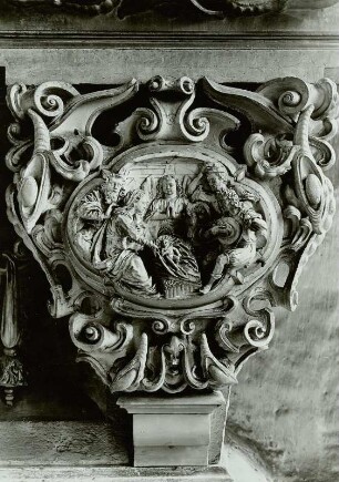 Cottbus, Oberkirche Sankt Nikolai, rechte Konsole mit der Anbetung der Hirten