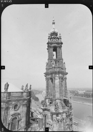 Hofkirche, Turm