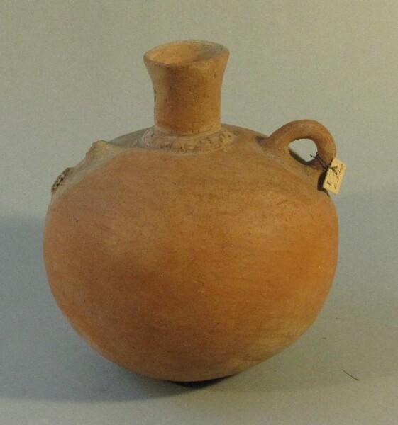 Clay vessel