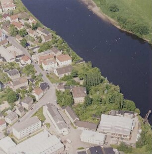 Dresden-Übigau. Blick über Schloß und Elbe. Luftbild-Schrägaufnahme von Südwesten