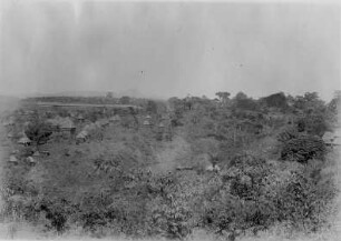 Landschaft mit Siedlung