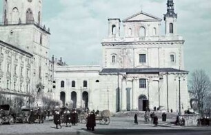 Lublin. Trinitatistor und Kathedrale mit zerstörtem Portikus