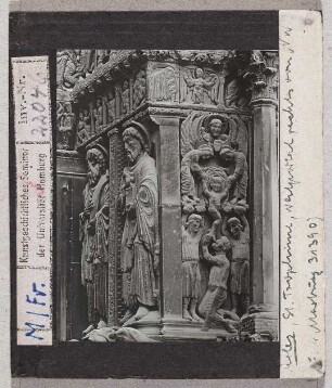 Arles, St. Trophime: Westportal rechts: Steinigung des Stephanus