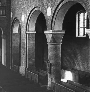Jerichow, ehem. Stiftskirche, nördl. Langhauswand und nördl. Seitenschiff