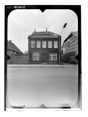 Boizenburg/Havel, Klingbergstraße. Wohnhaus. Straßenfront