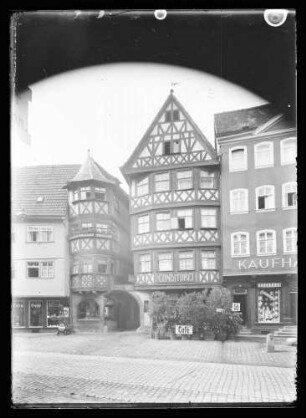 Marktplatz 12 (Konditorei Hahn) mit Vorplatz und Nebengebäuden