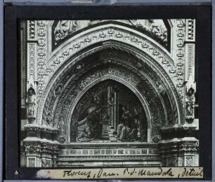 Florenz, S. Maria del Fiore (Dom),Florenz, S. Maria del Fiore, Porta della Mandorla (Nordseite) : Detail des Stufenportals: Verkündigung