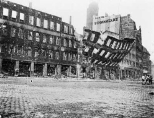 Richard-Wagner-Straße : Leipzig. Richard-Wagner-Straße. Sprengung von Ruinen der Bombardierung vom 04.12.1943