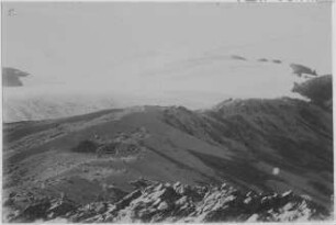 Flacher Gletscher auf dem Chacaltaya-Plateau