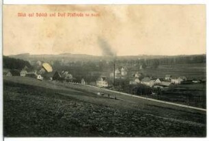 Pfaffroda. Blick auf Schloss und Dorf