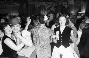 Glottertal: Kurhotel Glotterbad, Glotterbad Rosenmontag [Tanz]