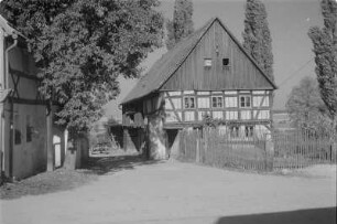 Fachwerkhaus eines Hofes. : Tykowane domske statoka.