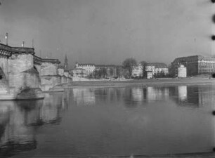 Dresden. Blick vom Terrassenufer auf die Neustädter Elbseite