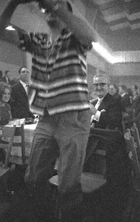 Damen- und Fremdensitzung der Durlacher Karnevalsgesellschaft 04 in der Festhalle Durlach.