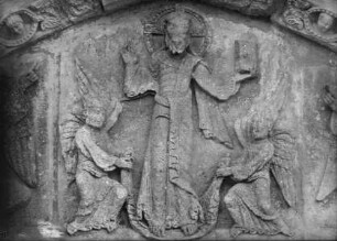 Christus mit zwei Engeln (obere Zone)