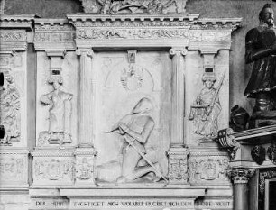 Denkmal des Hans Pflugk : Mittelstück vom Denkmal des Hans Pflugk (gestorben 1618), Stadtkirche Strehla