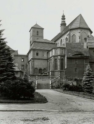 Ehemaliges Jesuitenkollegium, Dekanatskirche Sankt Mariä Himmelfahrt, Pfarrkirche Mariä Himmelfahrt