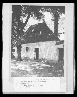 Reichstädt, Schloss, Wirtschaftsgebäude, wohl das ehemalige Waschhaus