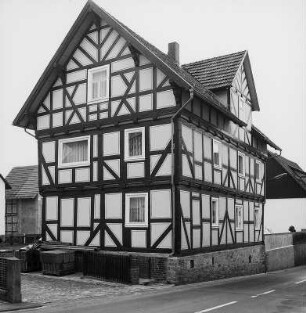 Herleshausen, Bahnhofstraße 4