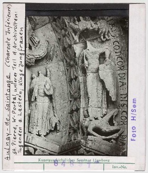 Aulnay, St. Pierre: Westportal, unterer Teil der Archivolten, Tugenden und Laster, Kluge Jungfrauen