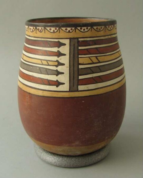 Clay vessel