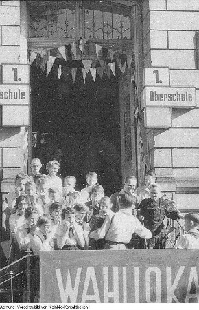 Dresden. Kommunalwahl 1961, u.a. Kundgebung auf dem Altmarkt mit Kurt Hager; Wahlwerbung und Wahlen, 17. September 1961