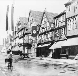 Geschäftsstraße : Blick entlang einer Geschäftstraße in Celle
