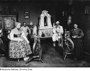 Nachbildung einer Spinnstube. Bautzen: Stadtmuseum