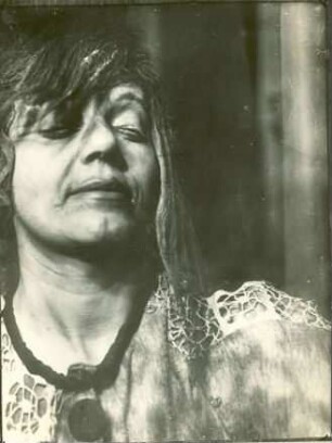 Frida Hummel als Frau Peacham in "Die Dreigroschenoper" von Bertolt Brecht