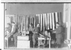 Soldaten der Fotografischen Abteilung der 27. Infanteriedivision bei der Arbeit