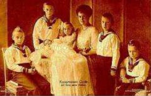 Kronprinzessin Cecilie mit ihren Kindern