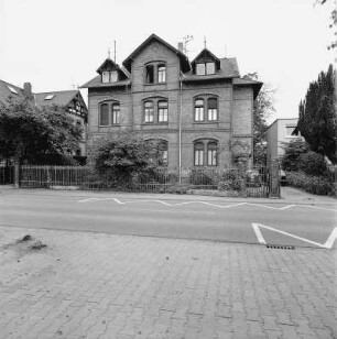 Oestrich-Winkel, Rheingaustraße 18