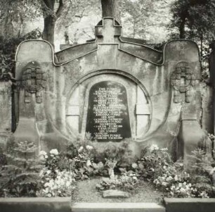 Äußerer Plauener Friedhof, Bernhardstraße