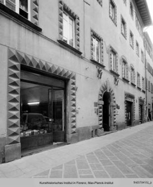 Palazzo, Volterra