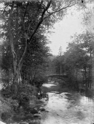 Steinbogenbrücke über die Preßnitz - Weg nach Arnsfeld
