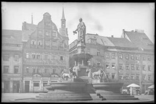Freiberg. Obermarkt - Denkmal Otto des Reichen